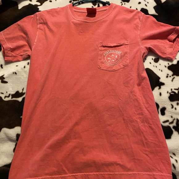 fieldstone t shirt!! bought brand new and only worn once!! - Picture 2 of 2